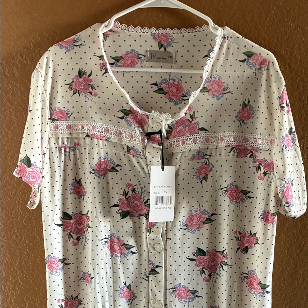 Joan Vass Cream Floral Button-Front House Dress with Pink Roses - Picture 2 of 6